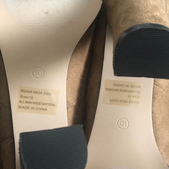 NY&C NWT Suede Block Heel Tan Pom Pom Boots - Picture 9 of 10